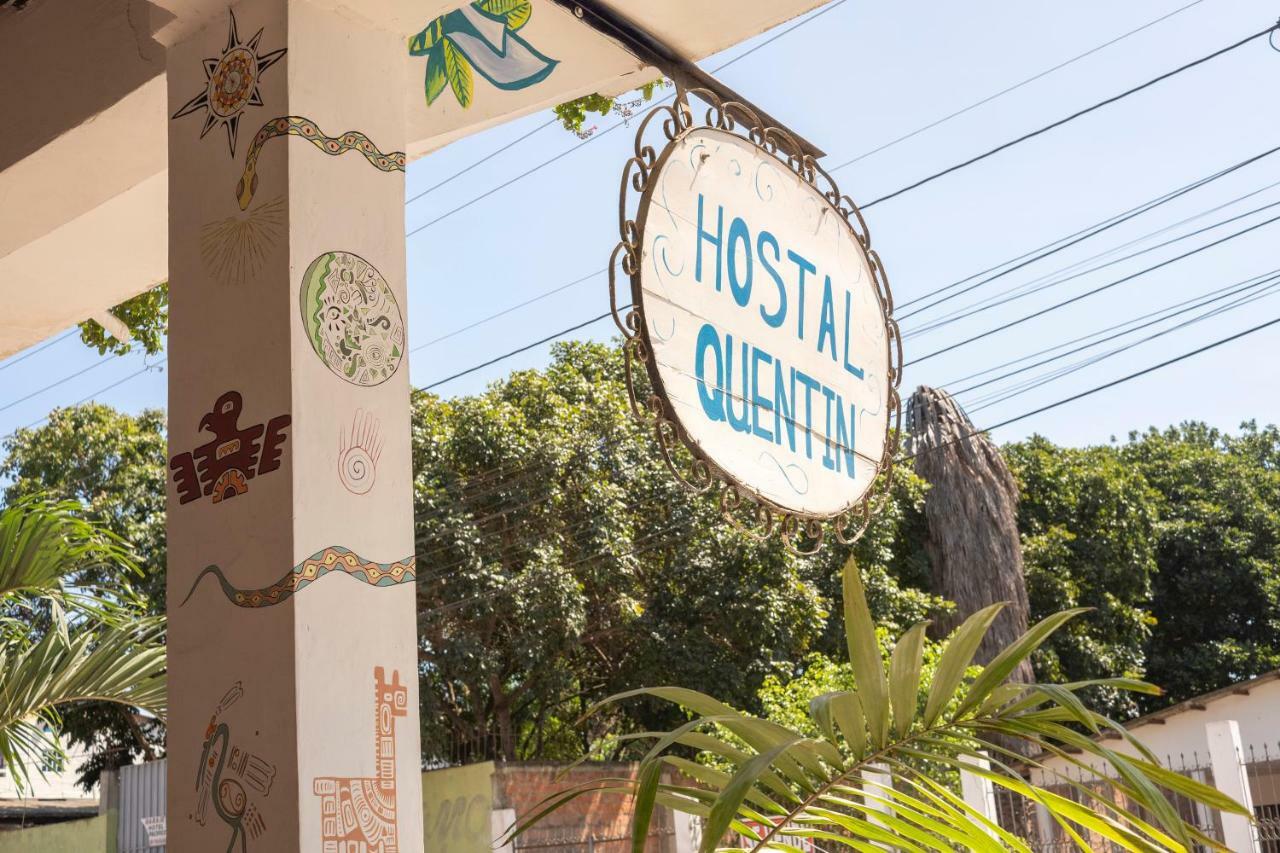 Haus Quentin Hotel Puerto López Eksteriør billede
